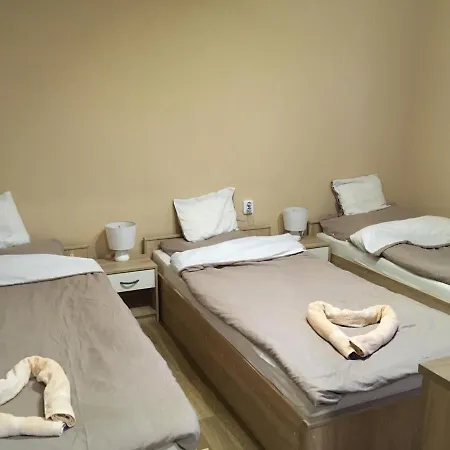 Hanna Apartman Apartment Velence
